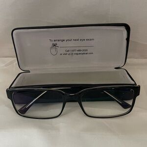 Black rectangle , plastic glasses